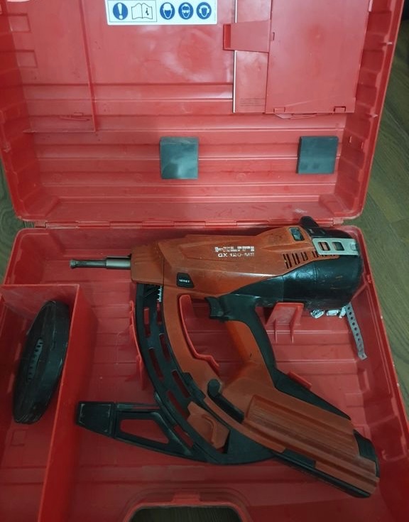 HŘEBÍKOVAČKA Hilti gx 120-me po servise