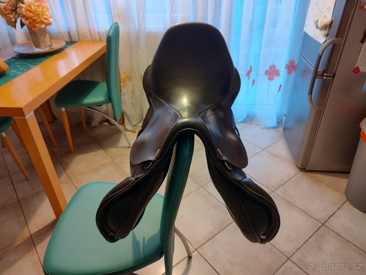 Kentaur Naxos 17,5, komora 2, hnědé
