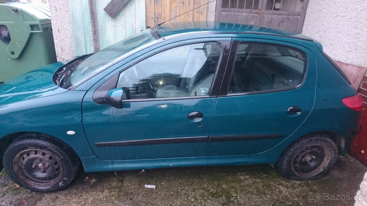 Dily z vozu peugeot 206 1,9 diesel