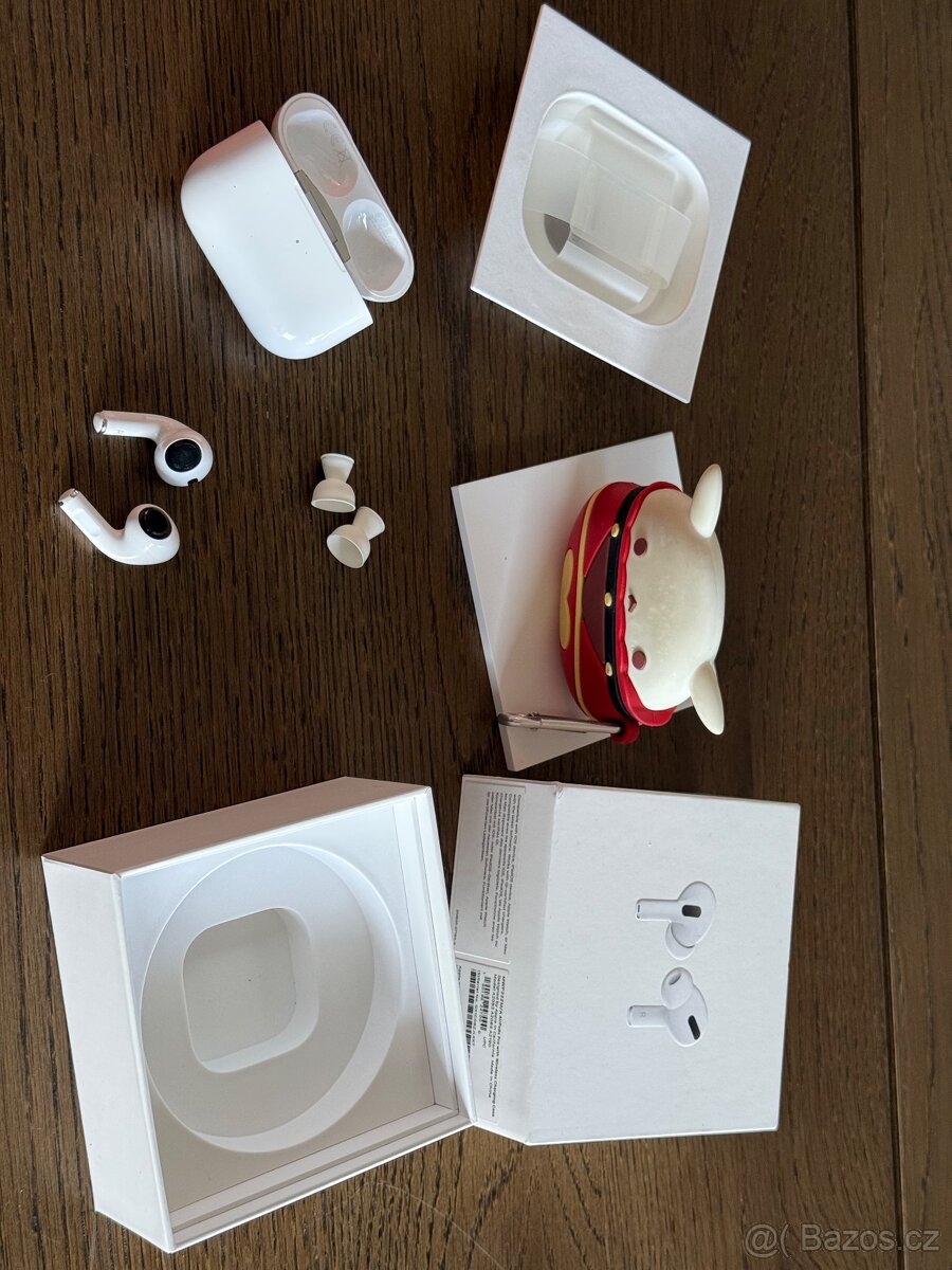 Apple AirPods Pro 1st gen