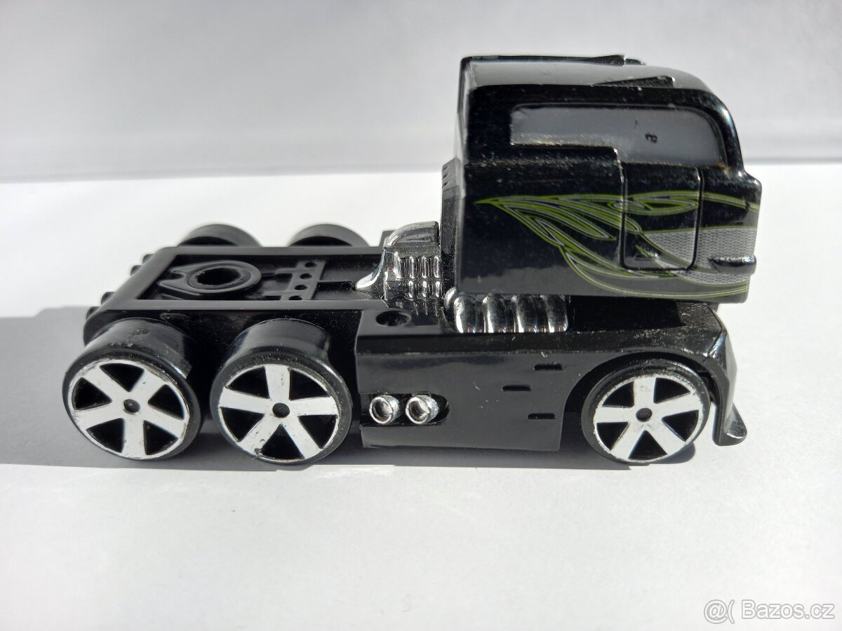 HOT WHEELS - CAB - POZRI DETAILNÉ FOTO