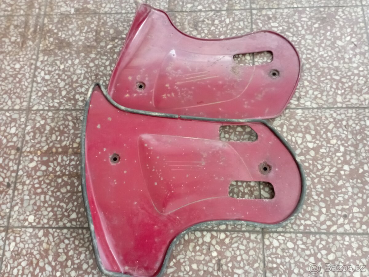 Jawa 350 kývačka