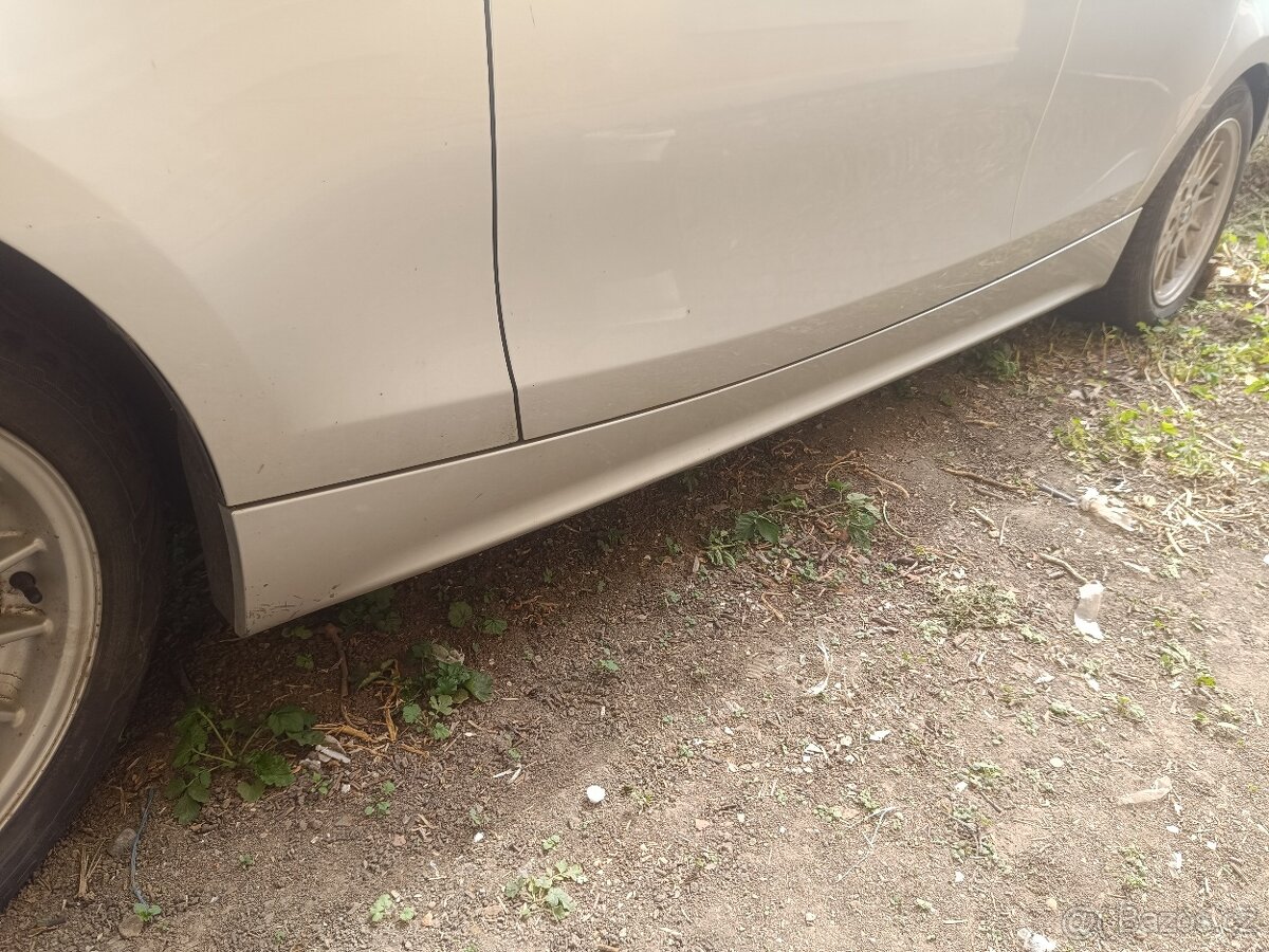 Prahy BMW e87 titansilber