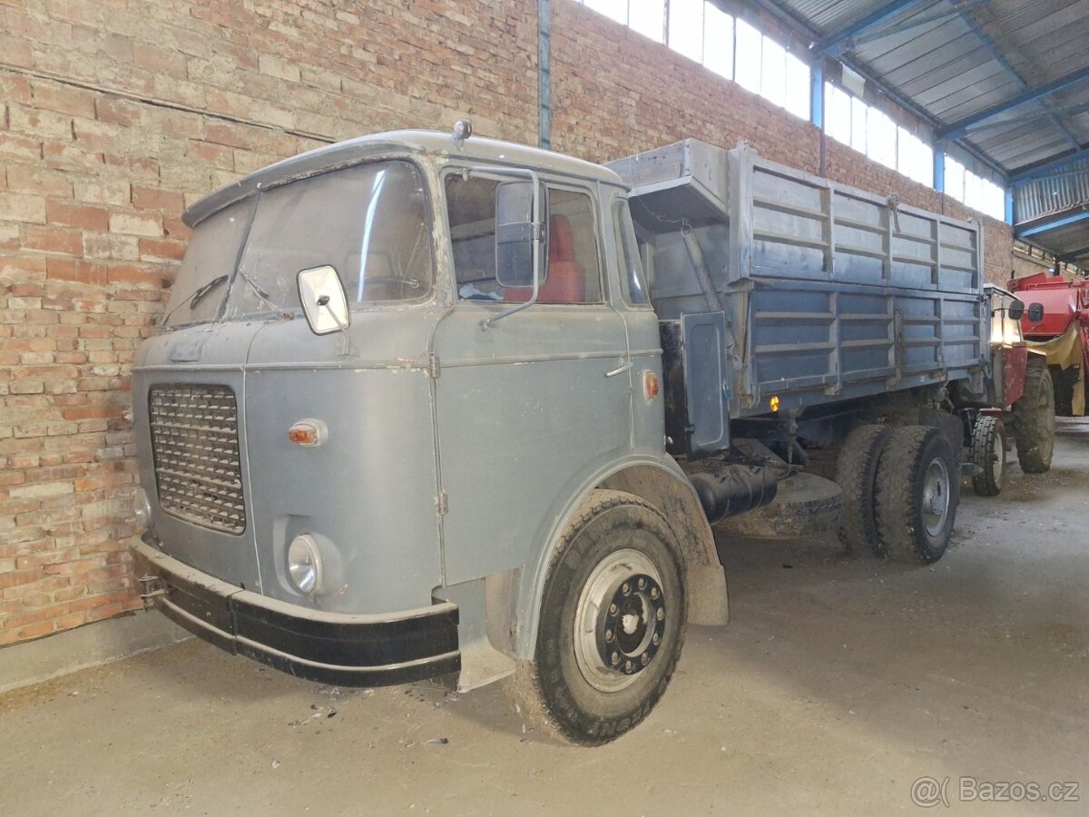 ŠKODA 706 MTS