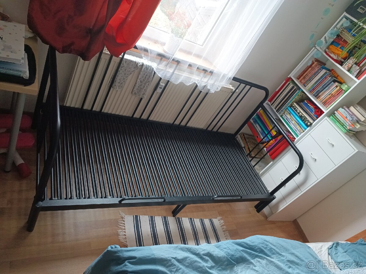 Rozkládací postel:FYRESDAL