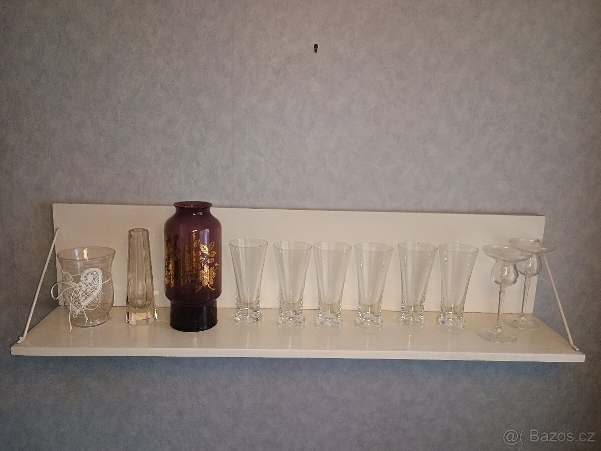 Prodám sklo, lustry dětské hodiny kukačky dekorati předměty