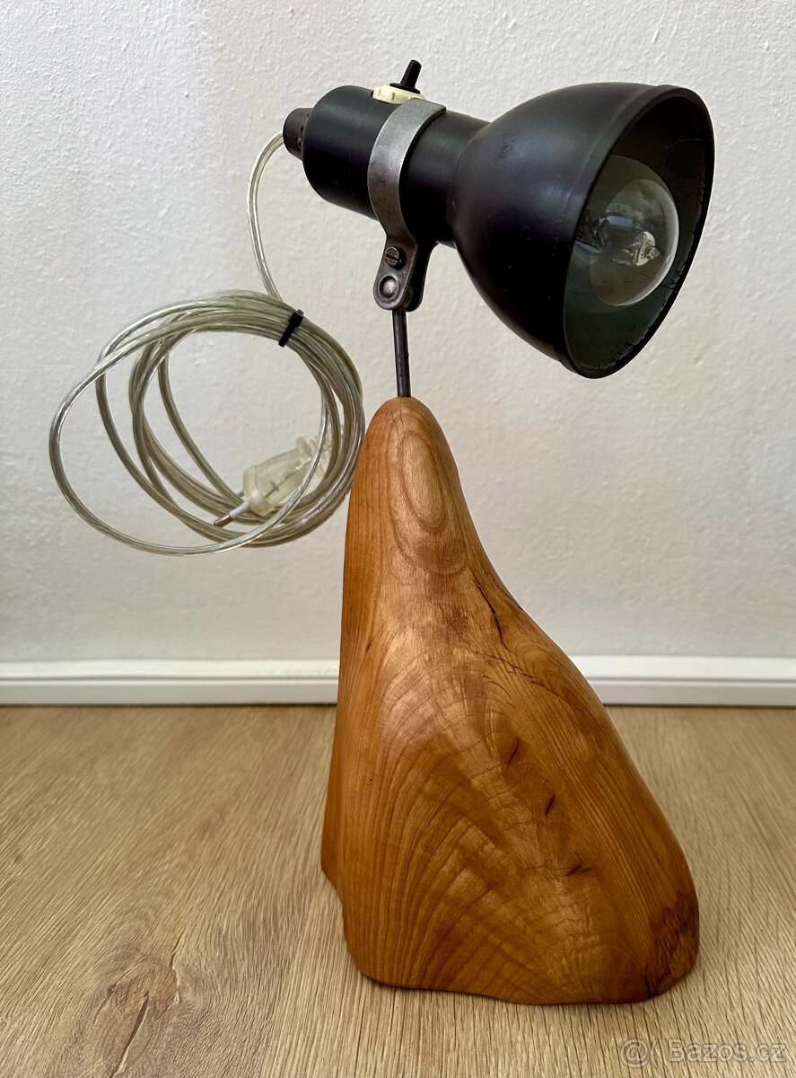 UPCYKL lampa bakelit na dřevě PRŮHLEDNÁ EL.ŠŇŮRA FUNKČNÍ