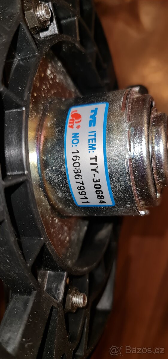 NOVÝ - Větrák, chlazení motoru TYC 810-0041