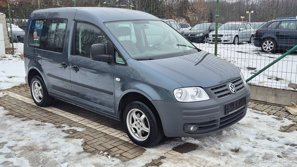 Caddy 1.6 mpi 7 míst