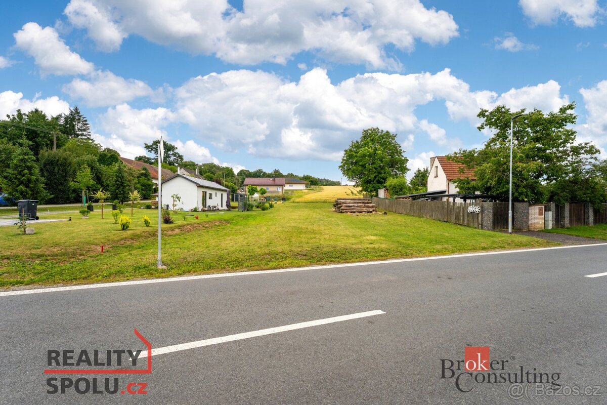 Prodej, pozemky/bydlení, 1488 m2, Krhov, Blansko [ID 73909]