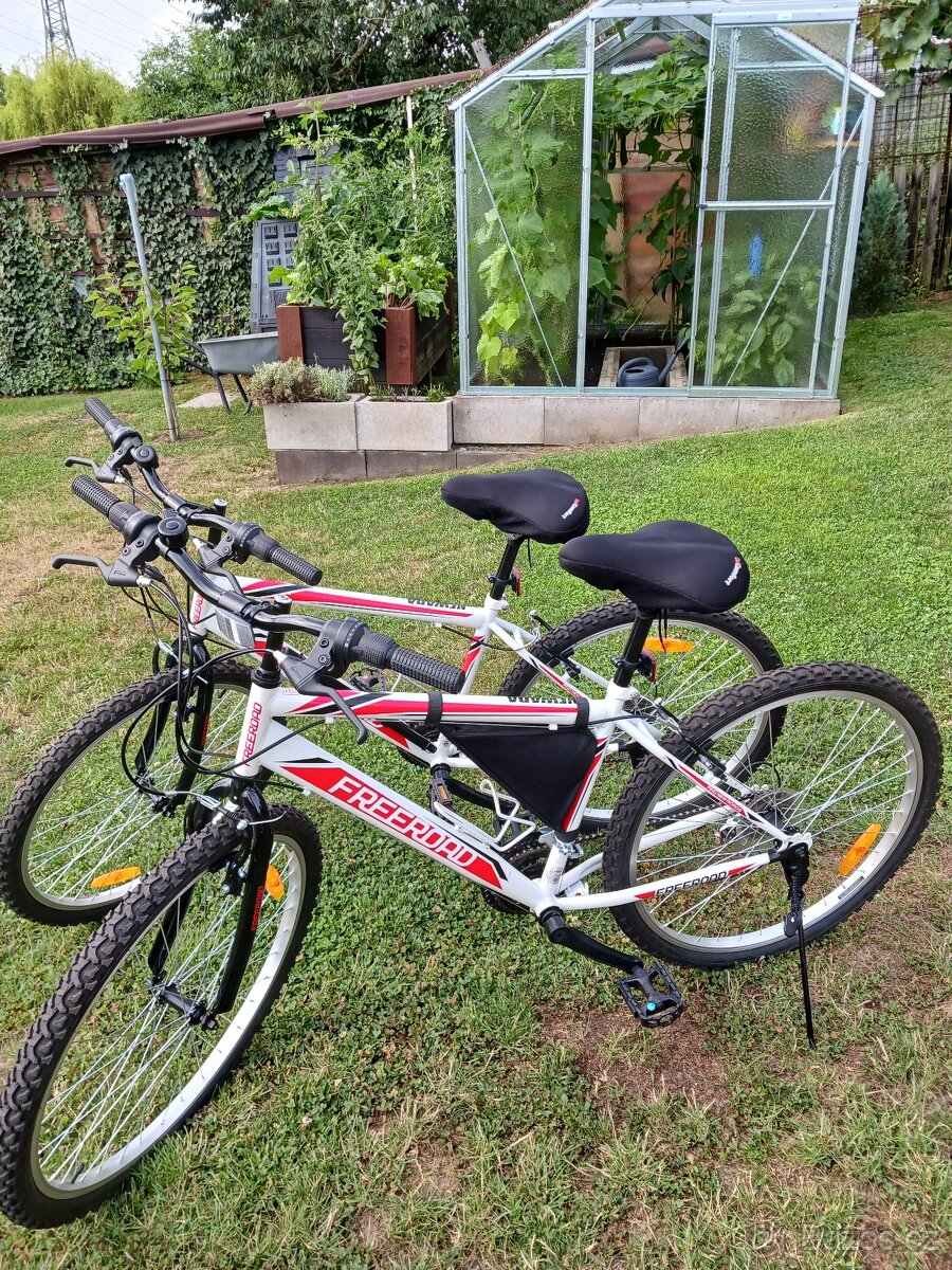 Prodám dvě horská kola.