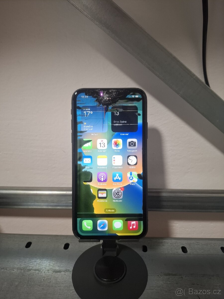 Koupím iphone 11 rozbitý/ na díly