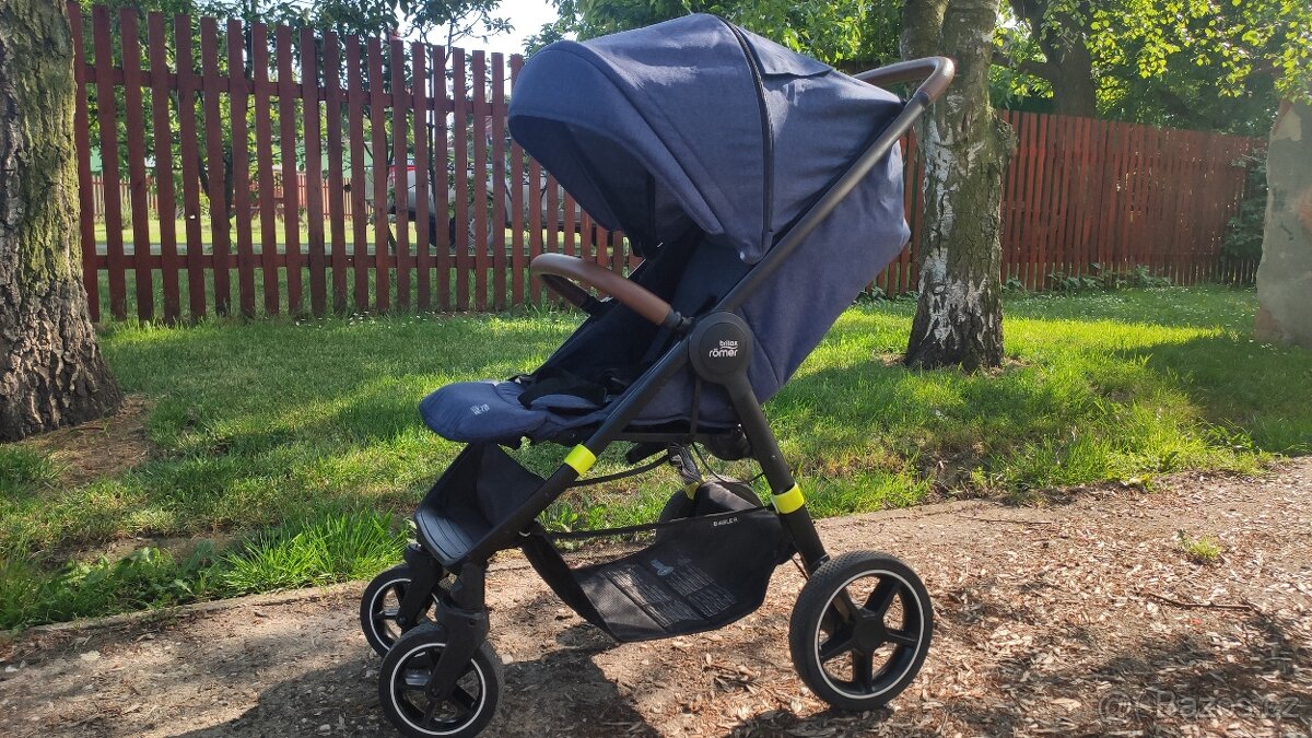 Kočárek Britax Agile