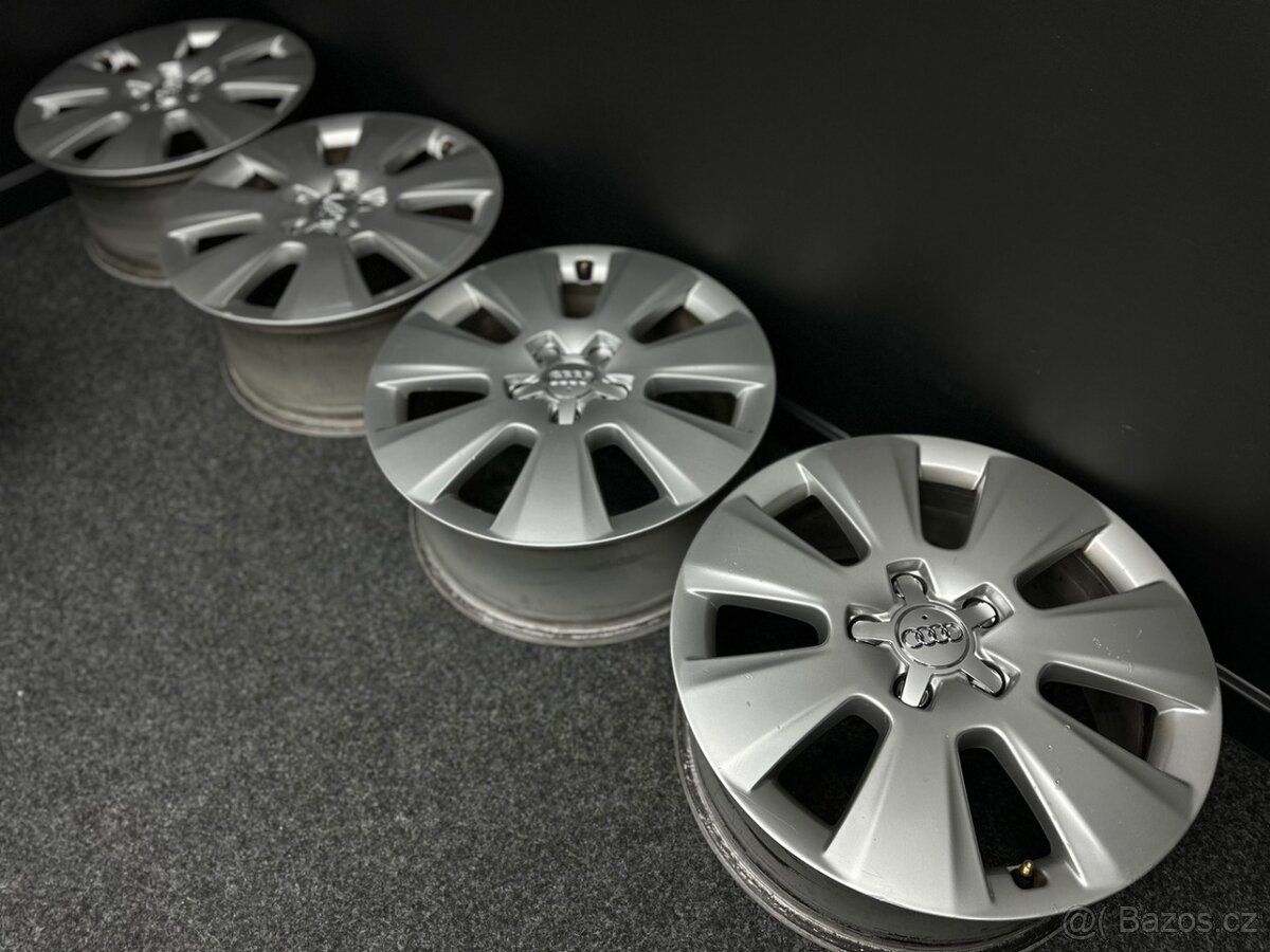Alu Audi 5x112 17” 8K0602025AM