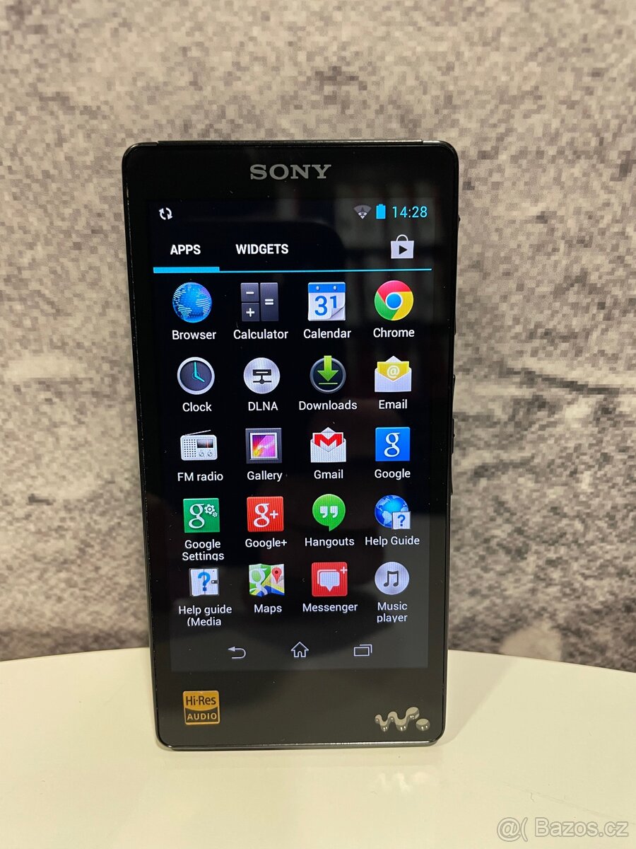 Sony Walkman NWZ-F886 digital media player