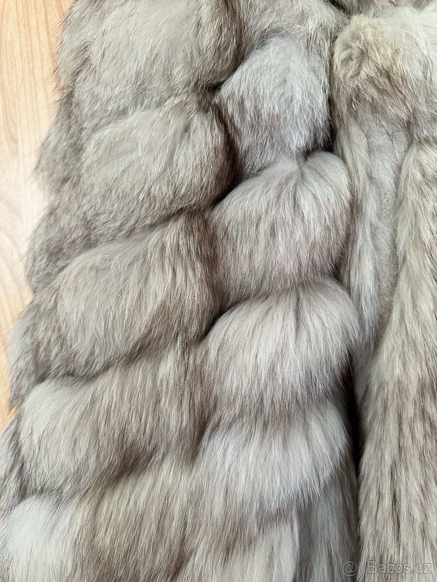 Paleto stříbrná liška vel. 38-40