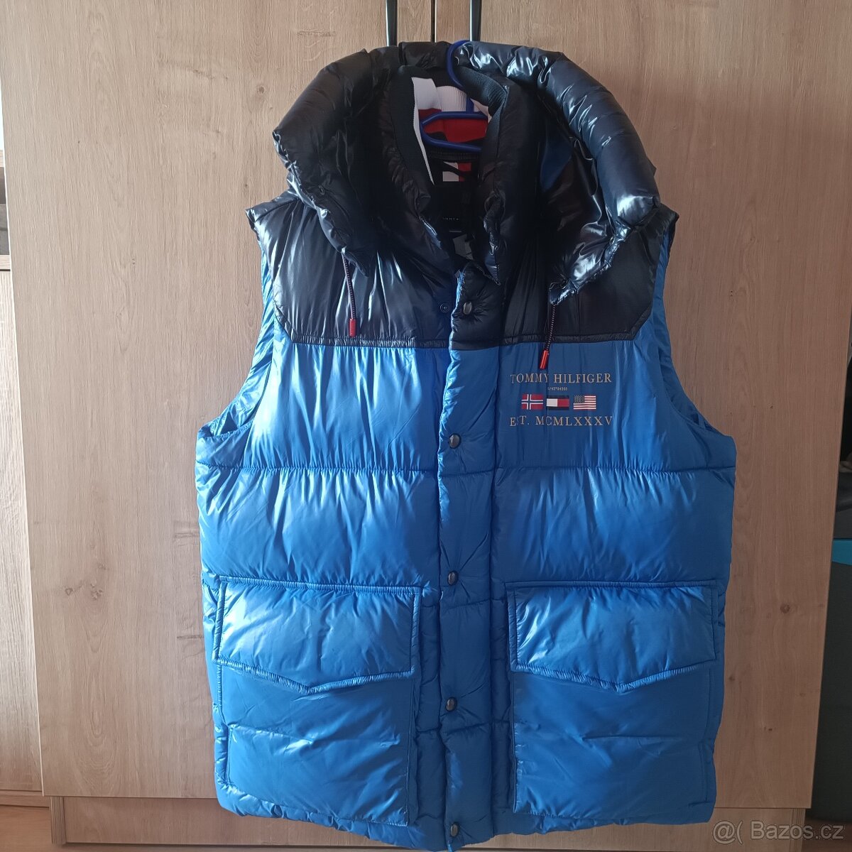 Tommy Hilfiger, Vesta Vel.L NOVÁ