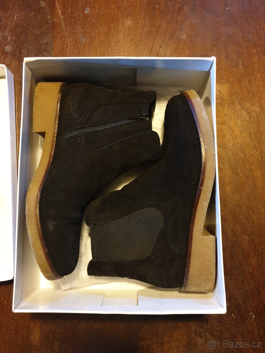 DÁMSKÉ KOTNÍKOVÉ BOTY vel.39
