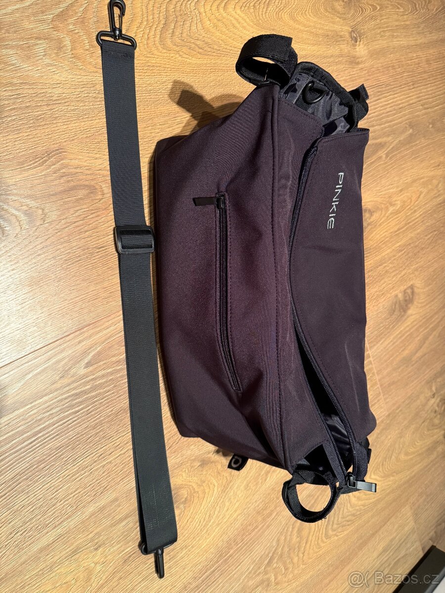 PINKIE. organizér softshell black