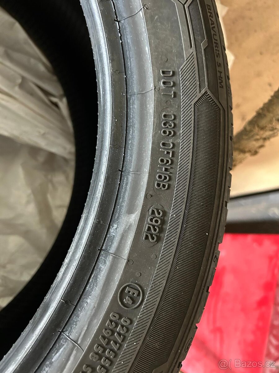 prodám letní pneumatiky 235/45 R18