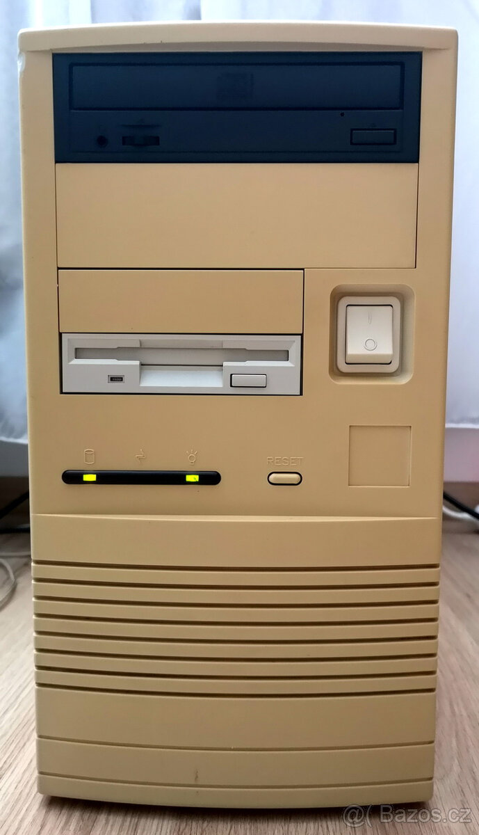 Predám Retro PC 6x86 PR233 200MHz (22)