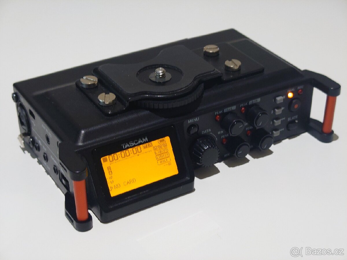 Tascam DR-70D field recorder 4x XLR