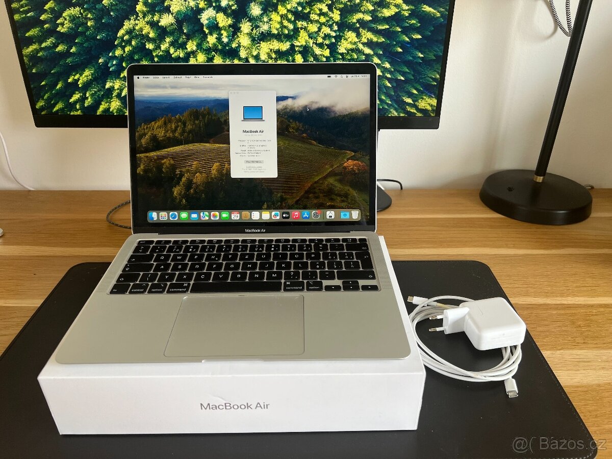 Apple MacBook Air 13" (i5/8GB/256GB/Retina)