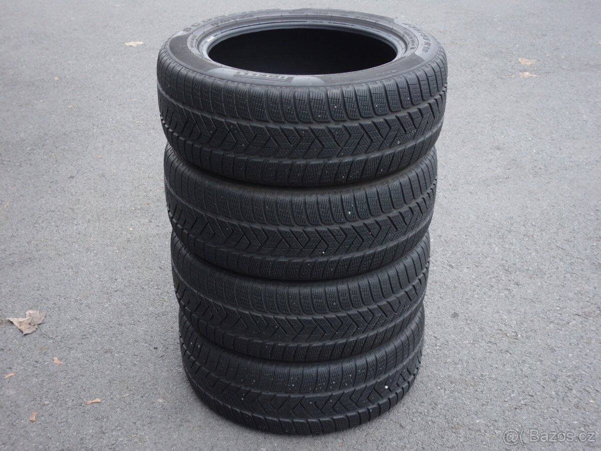 4ks zimních pneu 235/55/18 Pirelli