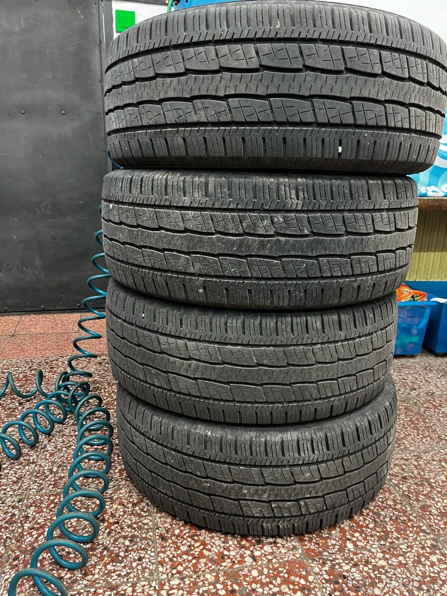 Celoroční pneumatiky 265/50 R20