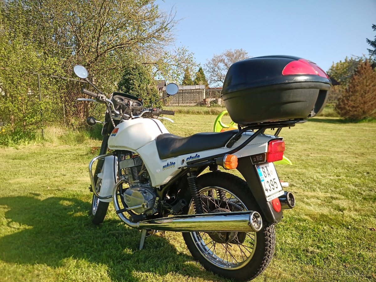 Jawa 350/640 White Style