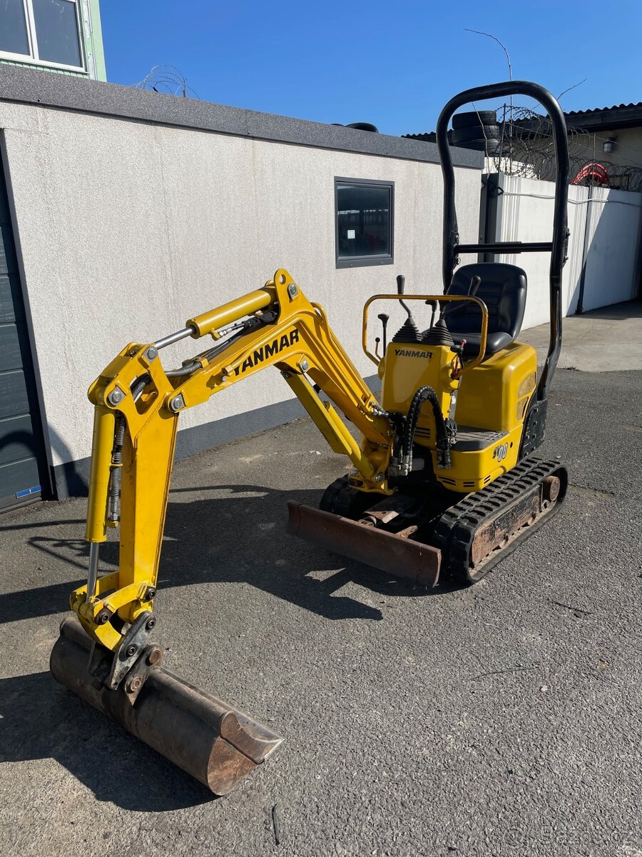 Minibagr Yanmar SV08 rychloupínač 4x lžíce. TOP