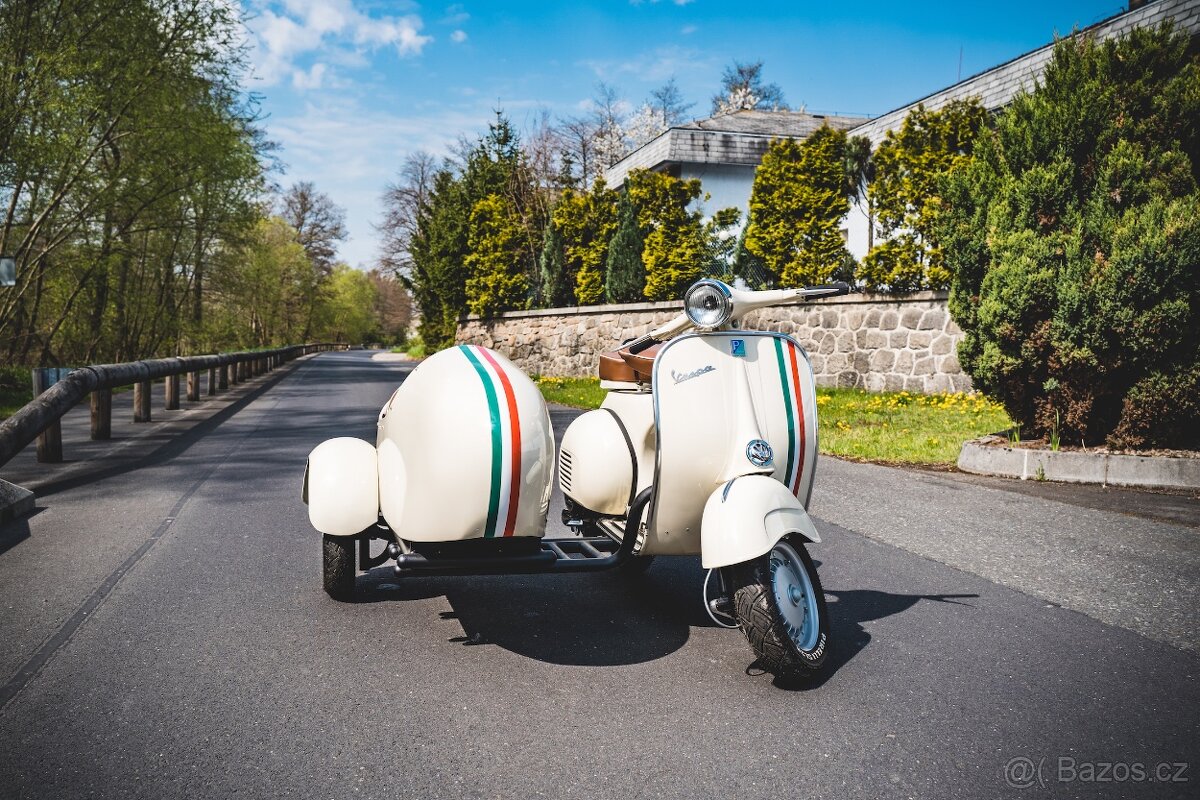Motorka Piaggio Vespa 150CC (1974) ITALY SIDECAR