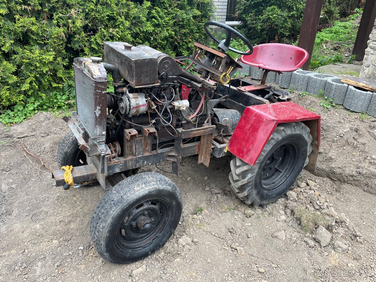 Malotraktor, traktor domácí výroby