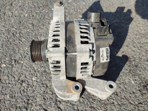 Prodám alternátor Ford / Volvo 2.0 benzin