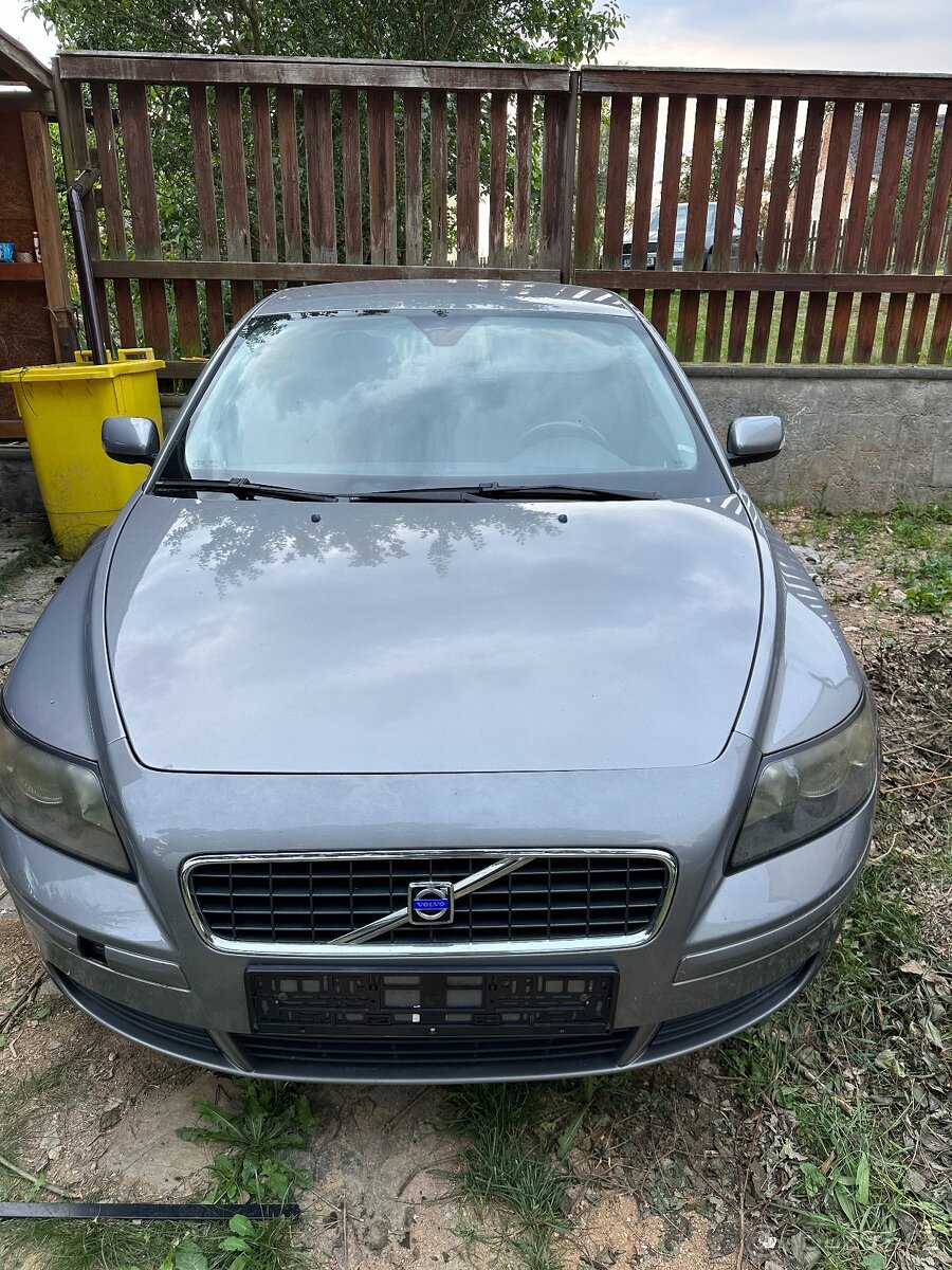 Volvo s40