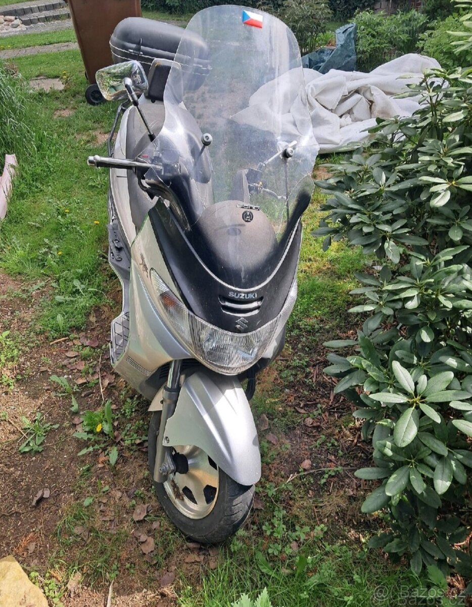 Suzuki Burgman 400
