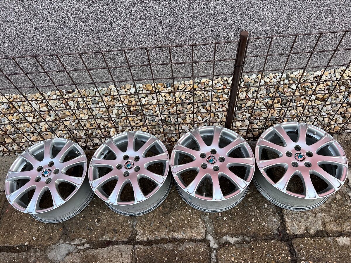 Prodám hezká Originál alu kola Škoda 17” – Octavia II