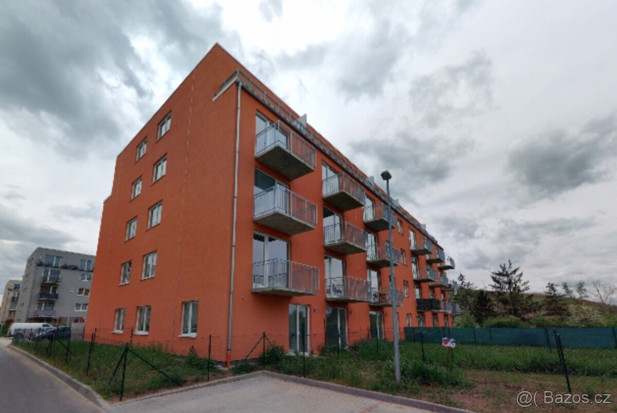 Byt 2+kk + podíl na pozemku, Hostivice, ID 7332e 2506