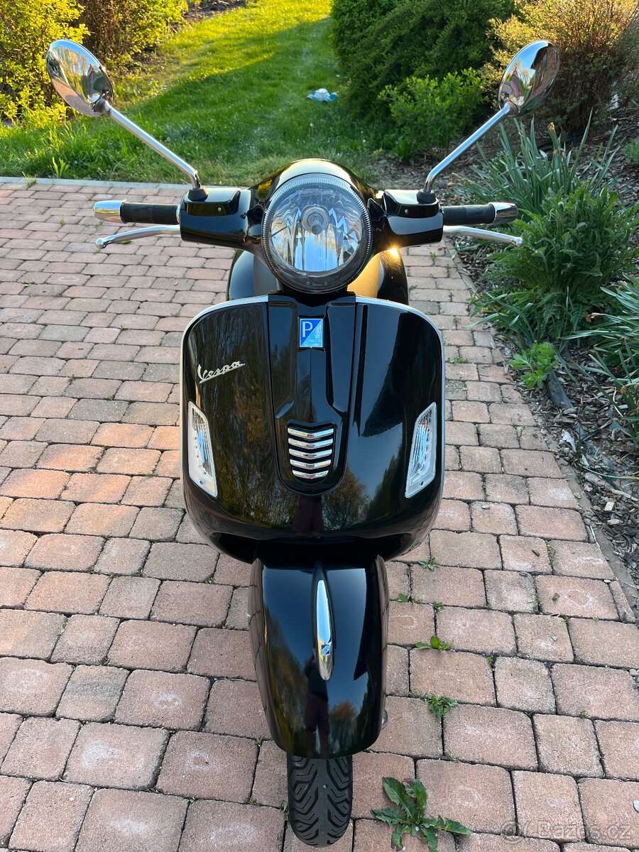 Vespa GTS Super 300