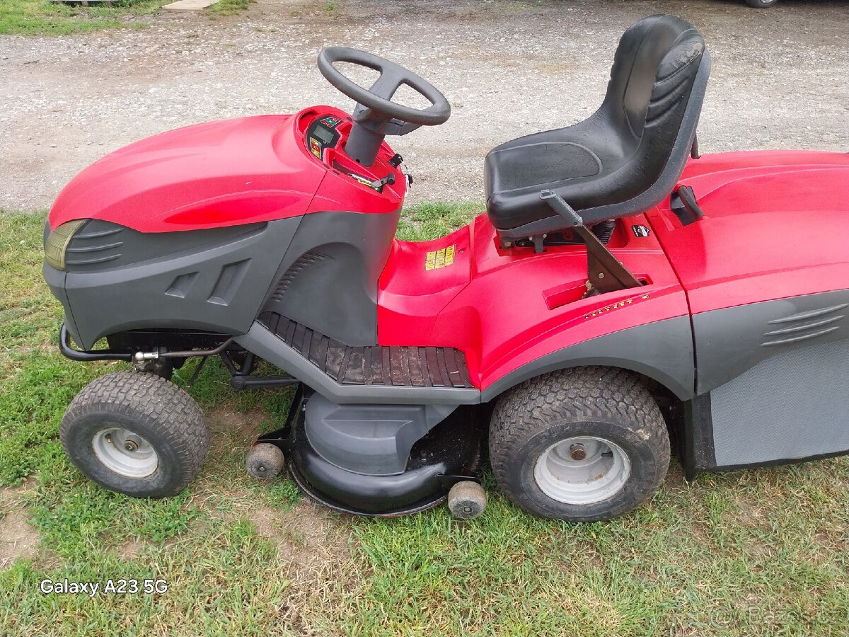 Zahradní traktor prodám