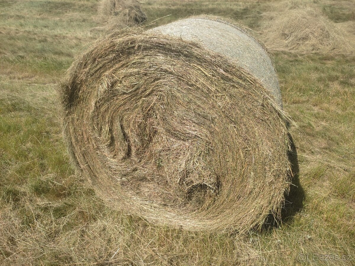 Seno kulaté balíky 125x125. Doprava