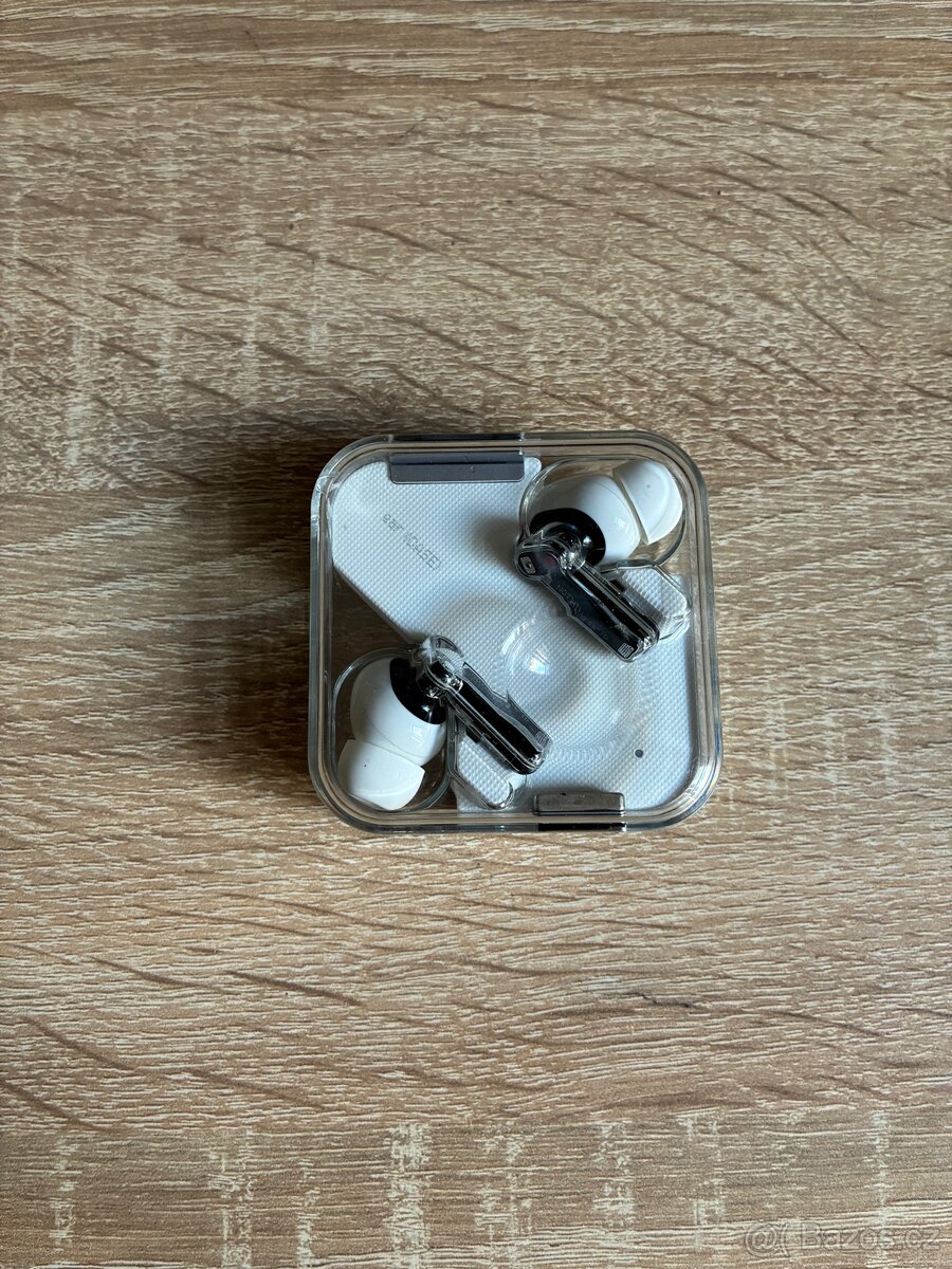 Sluchátka Nothing Ear