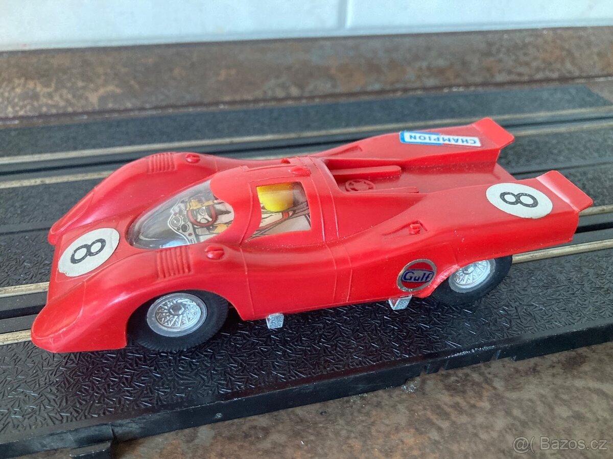Funkční autíčko na autodráhu ITES Porsche 917