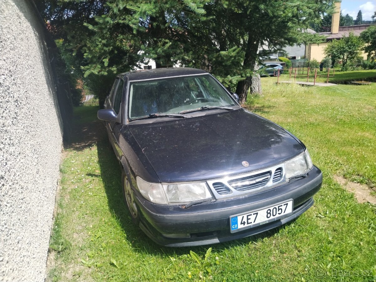 Prodám saab 9-3 R. V 2002 motor 2,2dti