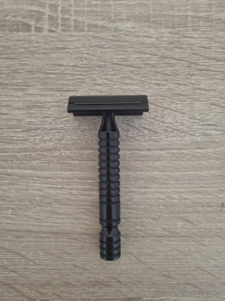 Holící strojek Razorock BBS