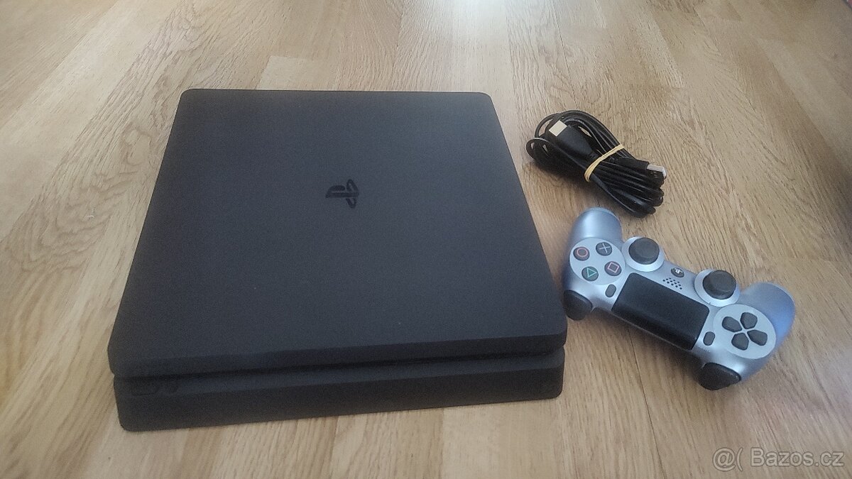 PS4 slim