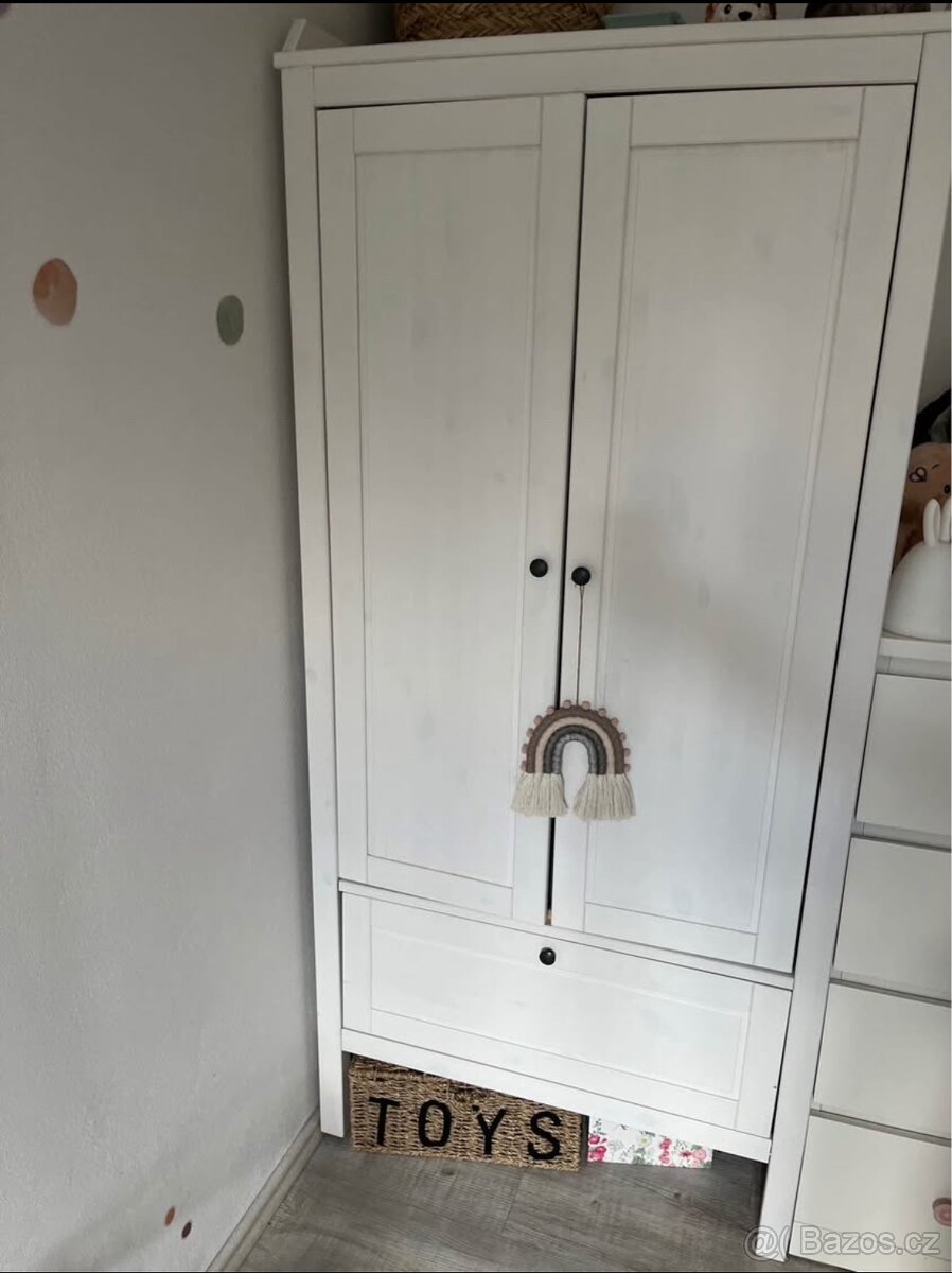 Dětská skříň Ikea