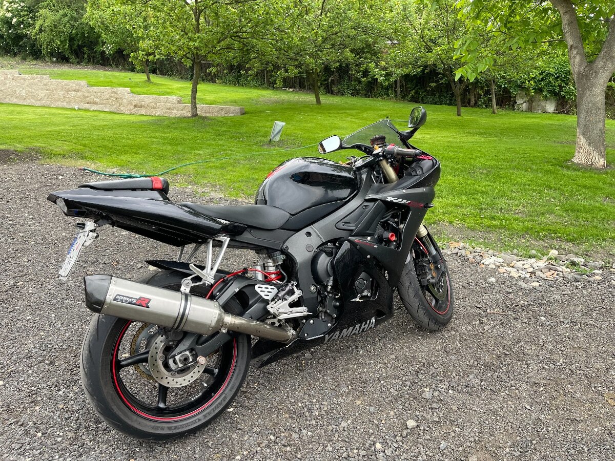 Yamaha yzf r6