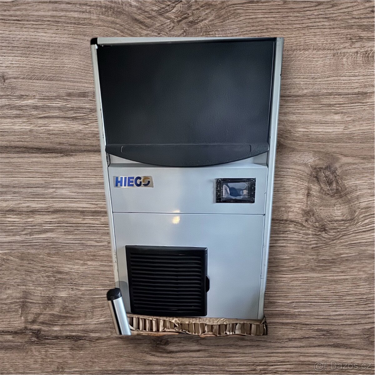 Výrobník ledu - nový