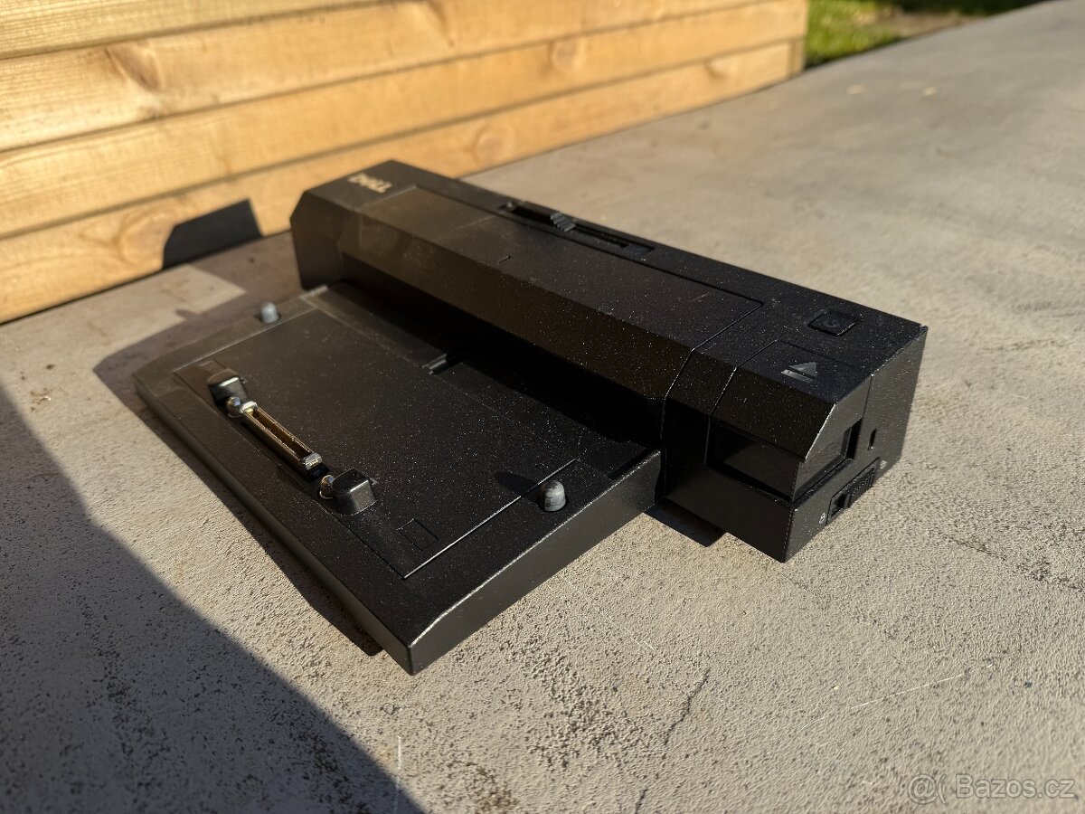 Dokovací stanice DELL